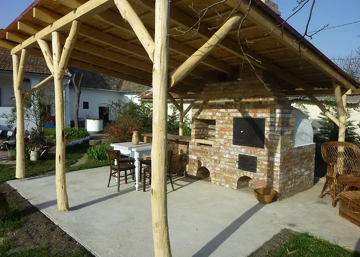 Tornacos Vendeghaz 4*